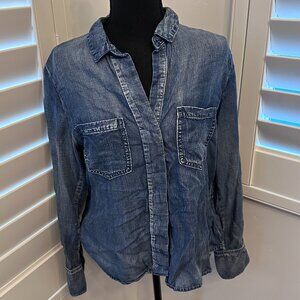 Chambray Denim Women's Button Up Shirt (M)